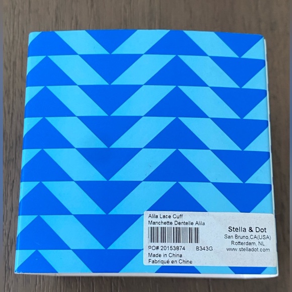 Stella & Dot Allie Cuff - Picture 4 of 5